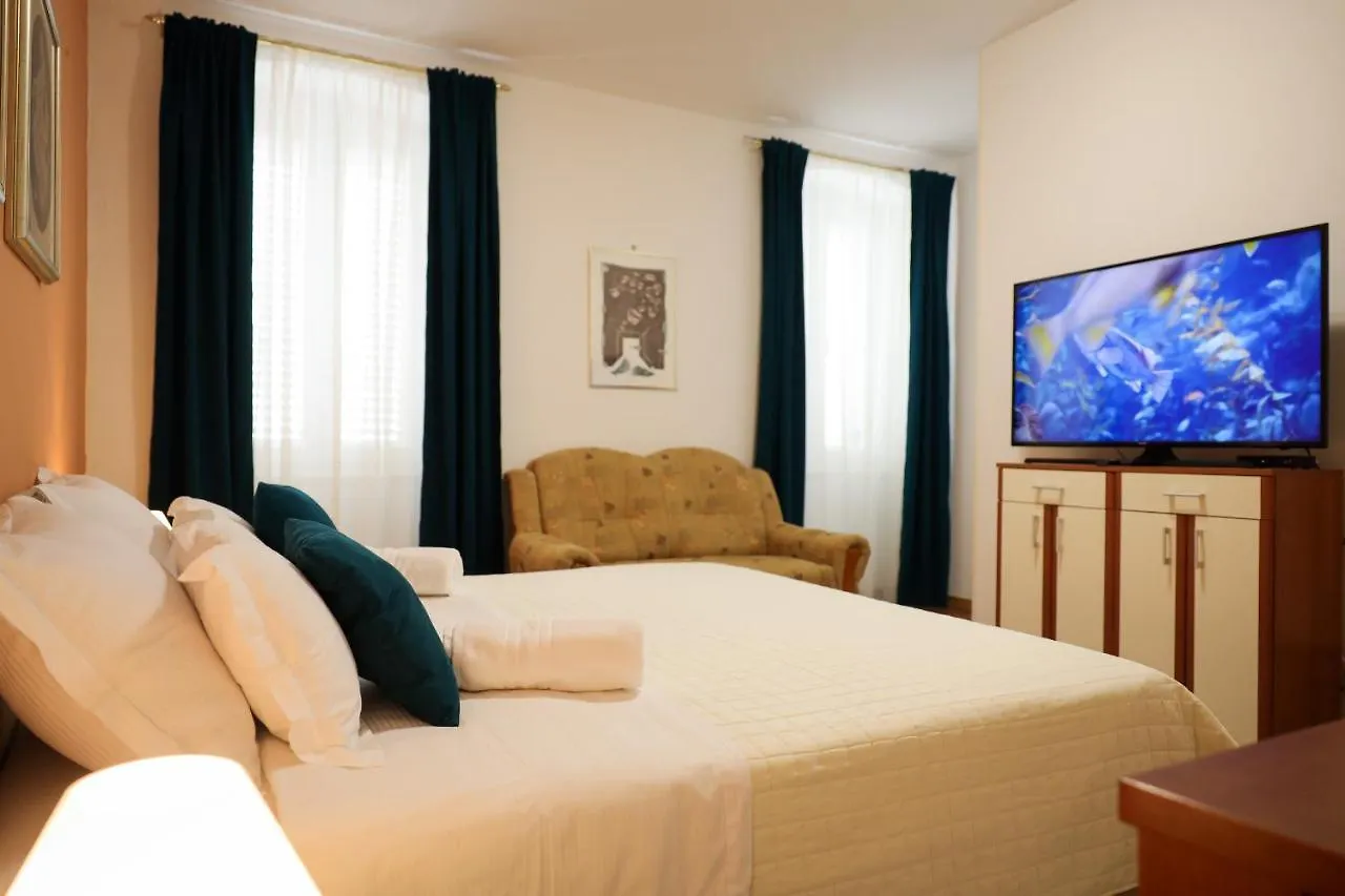 Affittacamere Rooms Goga Zara